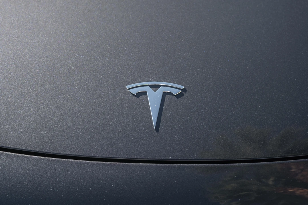 2019 Tesla Model 3 - Image 10 of 31