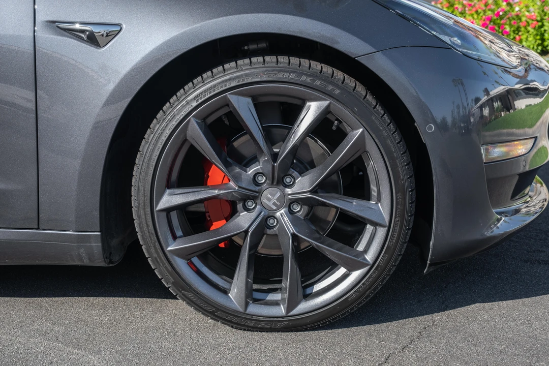 2019 Tesla Model 3 - Image 18 of 31
