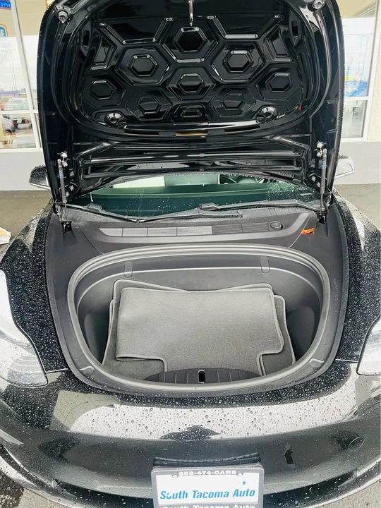 2019 Tesla Model 3 - Image 16 of 17