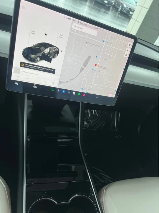 2019 Tesla Model 3 - Image 15 of 17