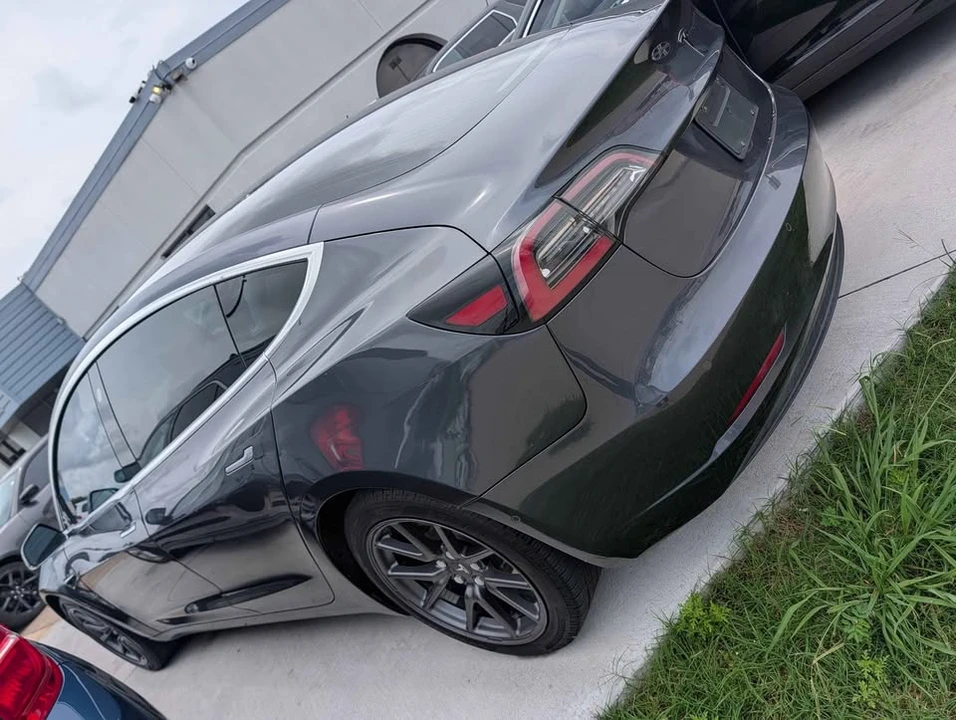 2019 Tesla Model 3 - Image 6 of 17