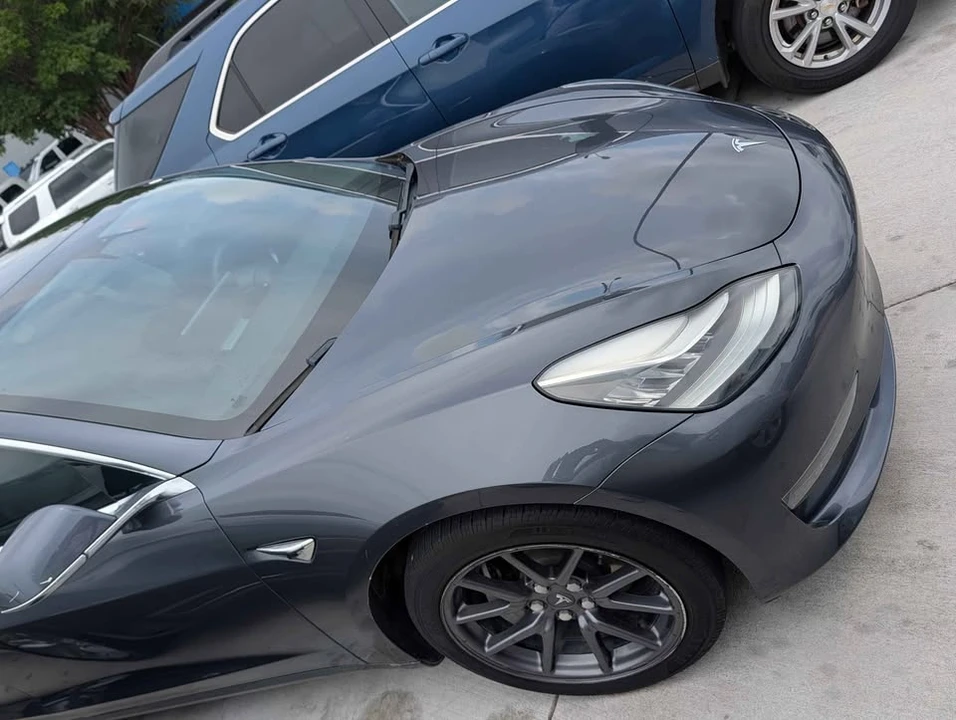 2019 Tesla Model 3 - Image 12 of 17