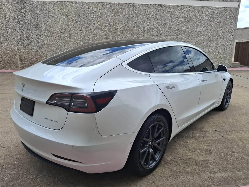 2019 Tesla Model 3 - Image 14 of 19