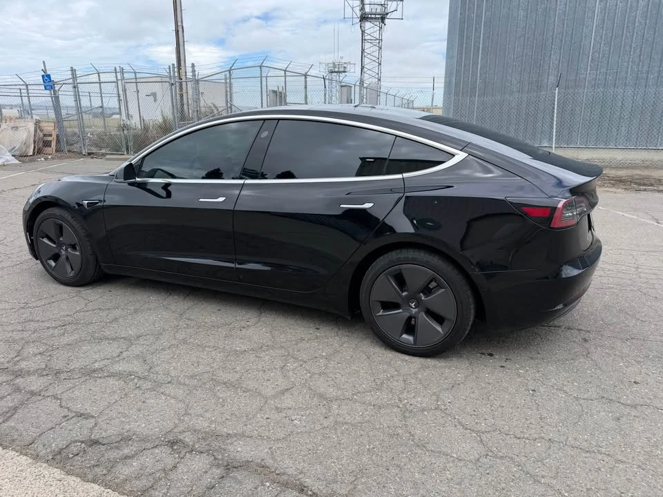 2019 Tesla Model 3 - Image 9 of 16
