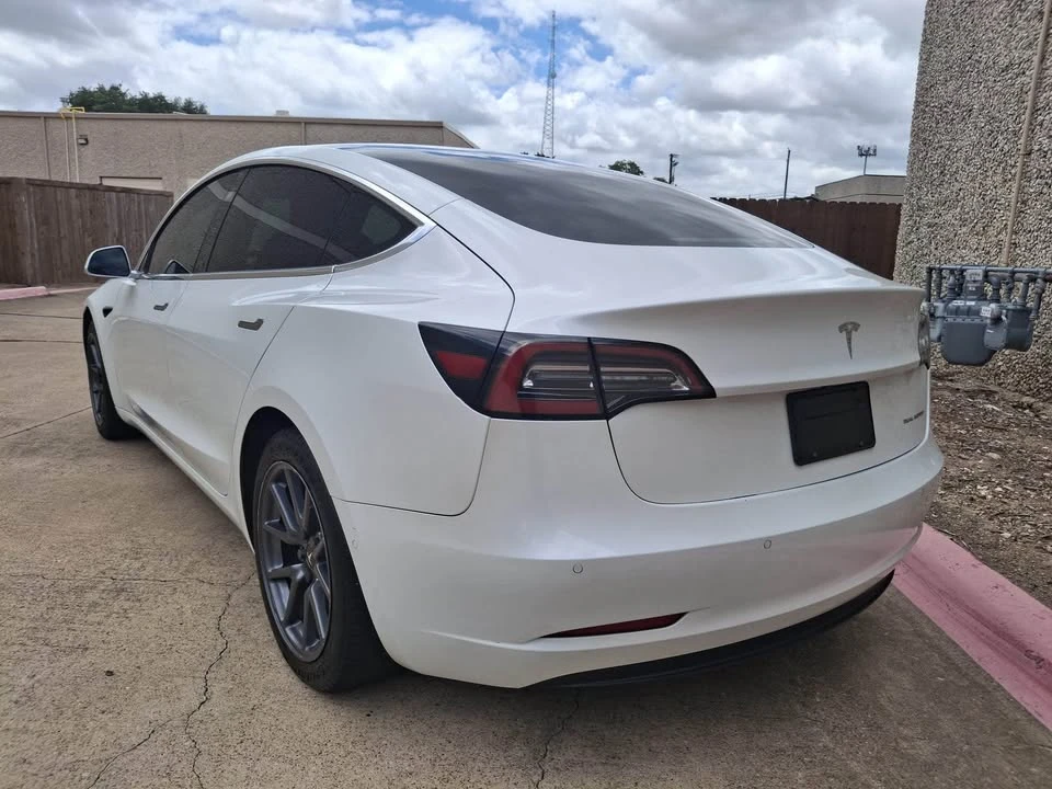 2019 Tesla Model 3 - Image 8 of 19