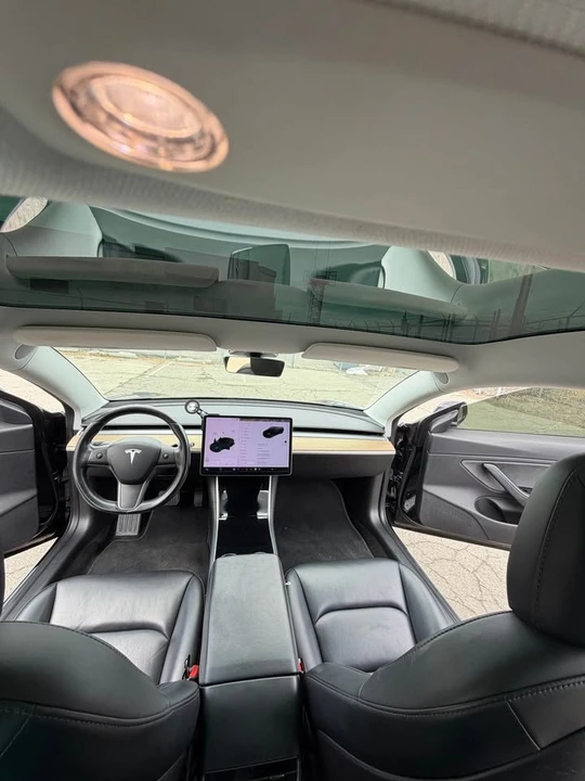 2019 Tesla Model 3 - Image 12 of 16