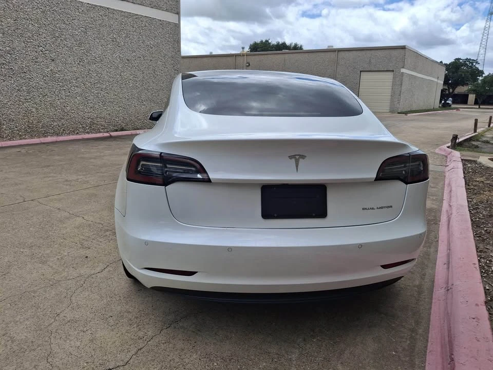 2019 Tesla Model 3 - Image 11 of 19