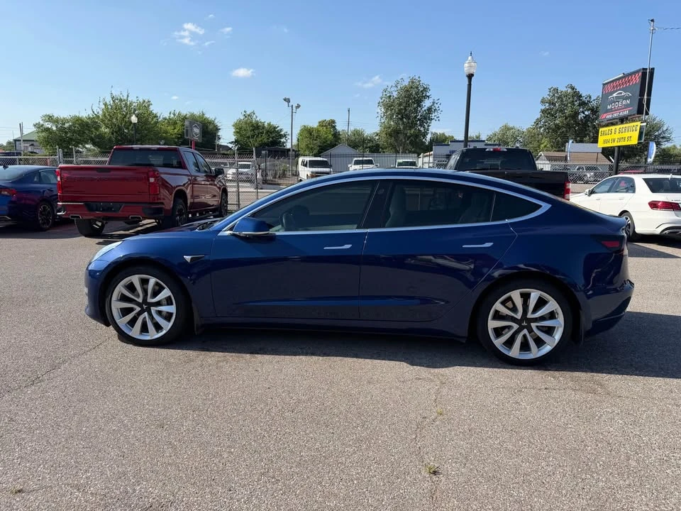 2019 Tesla Model 3 - Image 8 of 15