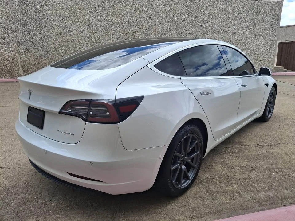 2019 Tesla Model 3 - Image 4 of 19