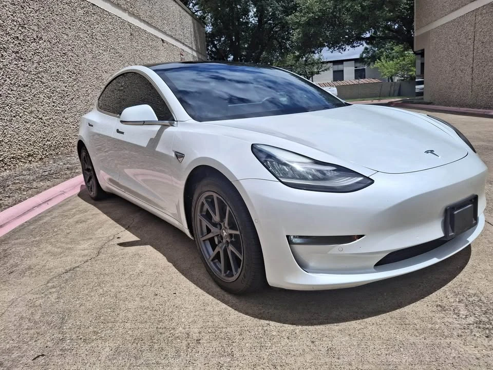 2019 Tesla Model 3 - Image 17 of 19