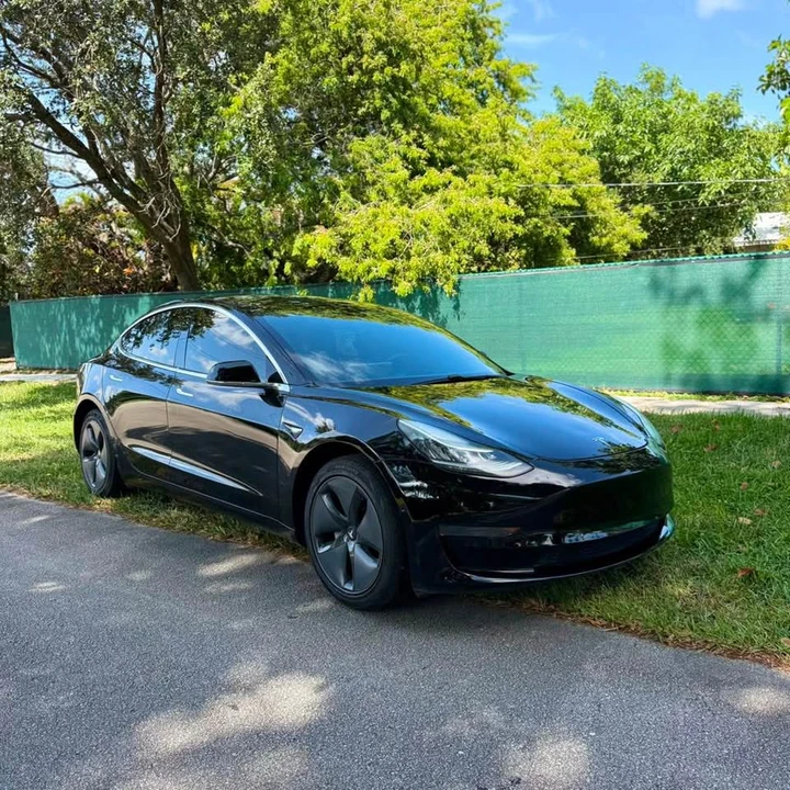 2019 Tesla Model 3 - Image 2 of 5