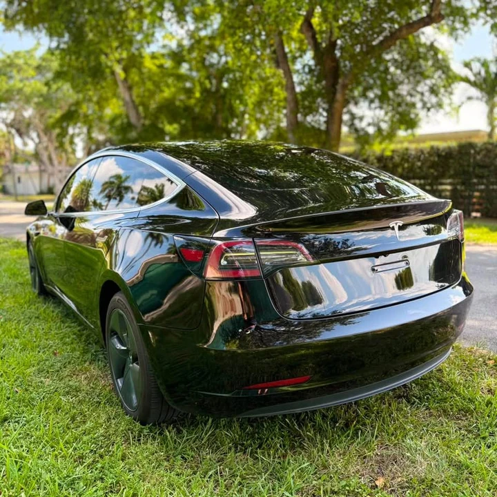 2019 Tesla Model 3 - Image 4 of 5