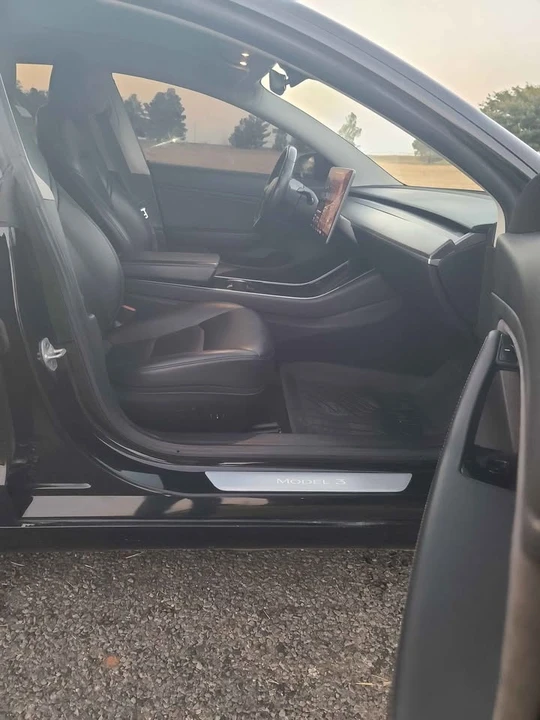 2019 Tesla Model 3 - Image 15 of 19