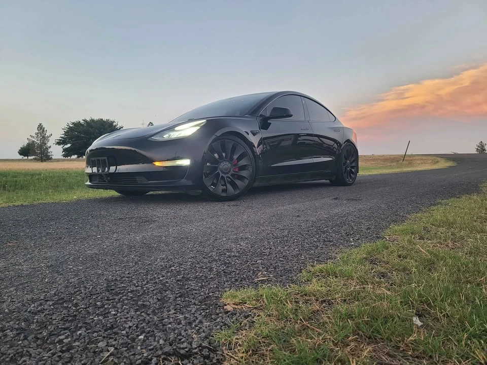 2019 Tesla Model 3 - Image 18 of 19