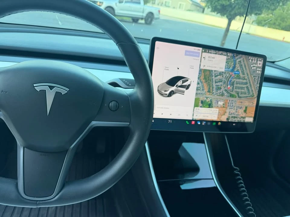 2019 Tesla Model 3 - Image 7 of 8