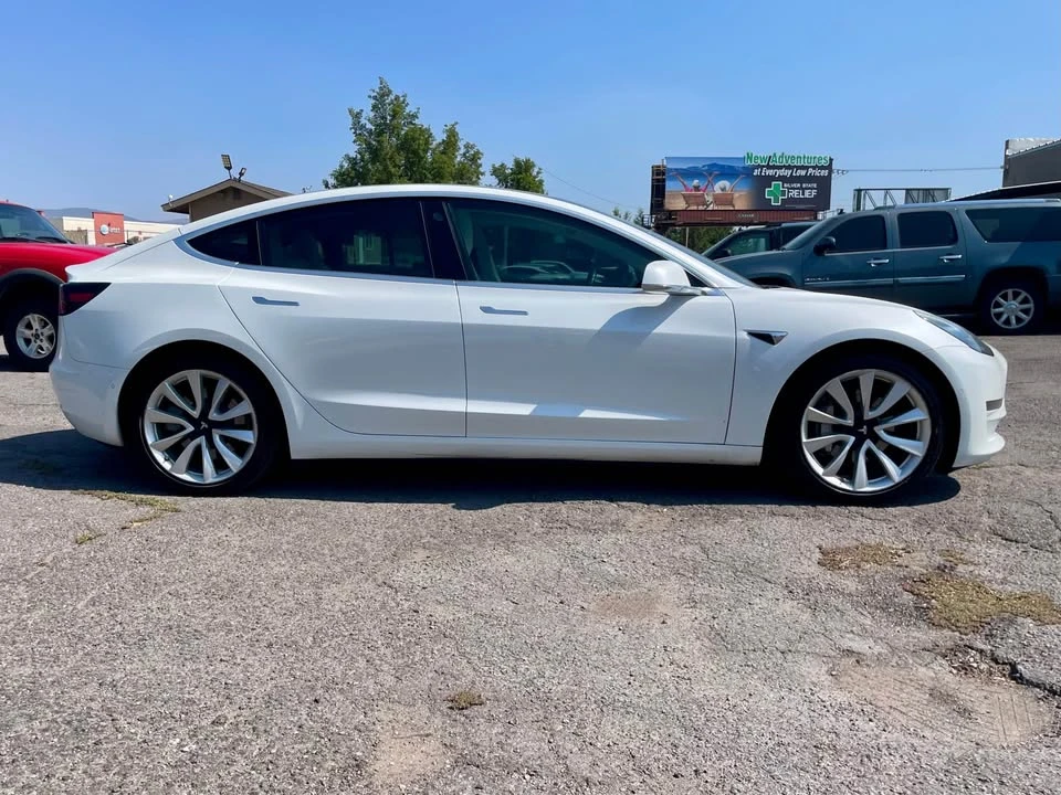 2019 Tesla Model 3 - Image 4 of 20