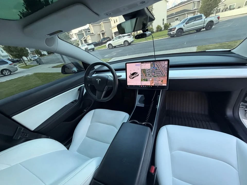 2019 Tesla Model 3 - Image 8 of 8