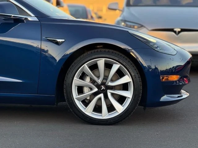 2019 Tesla Model 3 - Image 7 of 21