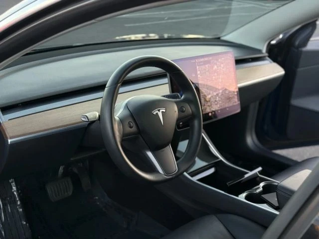 2019 Tesla Model 3 - Image 17 of 21