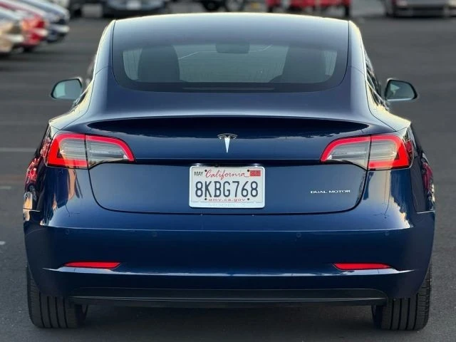 2019 Tesla Model 3 - Image 8 of 21