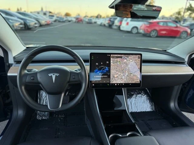 2019 Tesla Model 3 - Image 16 of 21