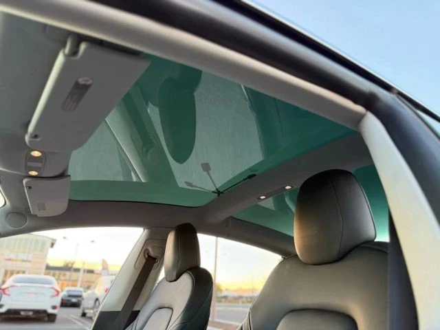 2019 Tesla Model 3 - Image 18 of 21