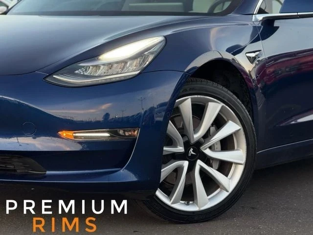 2019 Tesla Model 3 - Image 2 of 12