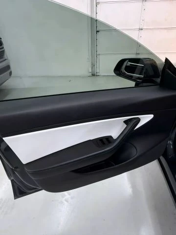 2019 Tesla Model 3 - Image 17 of 21