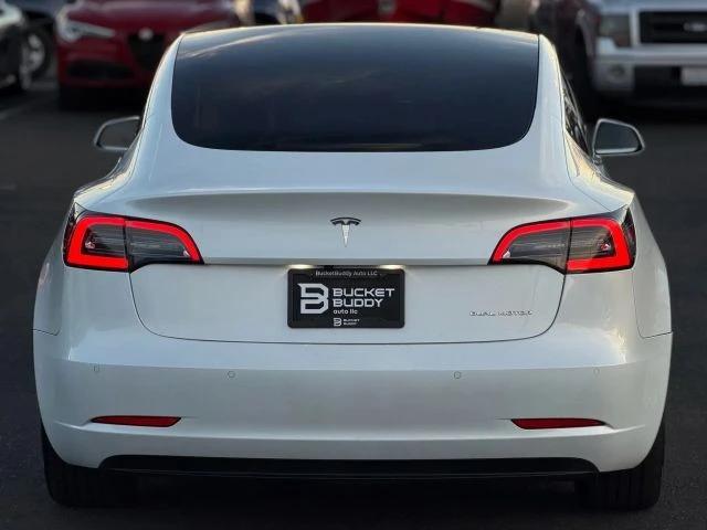2019 Tesla Model 3 - Image 9 of 21