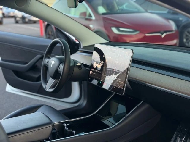 2019 Tesla Model 3 - Image 15 of 21