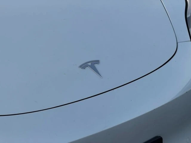 2019 Tesla Model 3 - Image 4 of 21