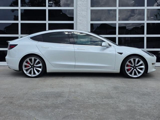 2019 Tesla Model 3 - Image 2 of 21