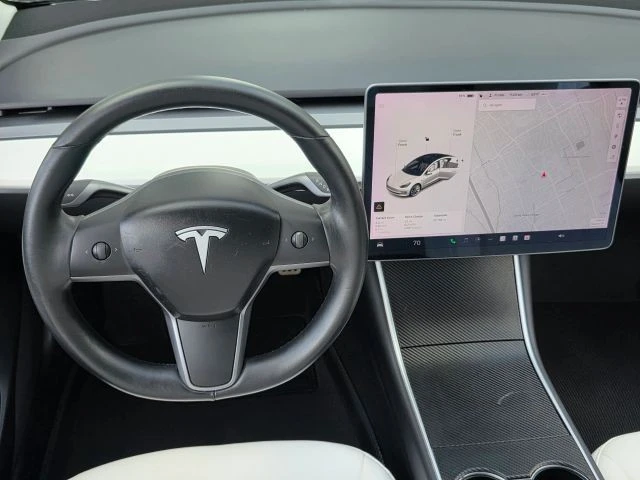 2019 Tesla Model 3 - Image 10 of 21
