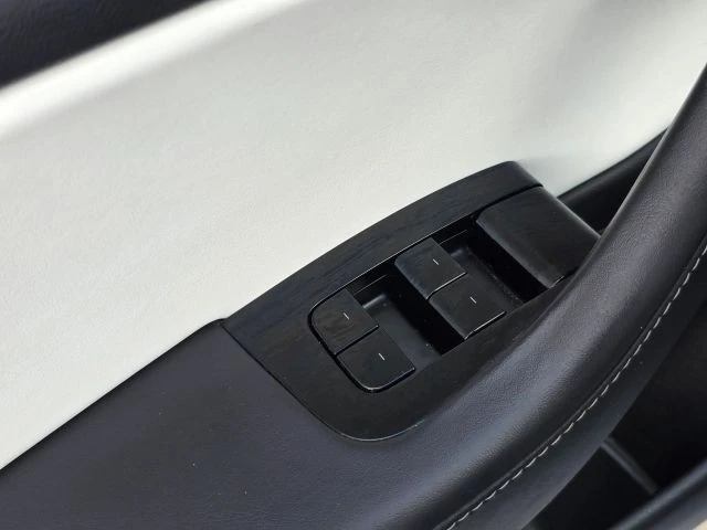 2019 Tesla Model 3 - Image 19 of 21