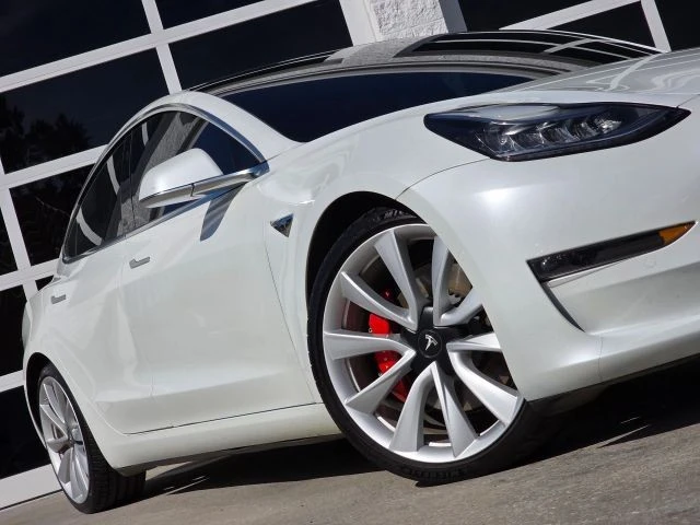 2019 Tesla Model 3 - Image 12 of 21