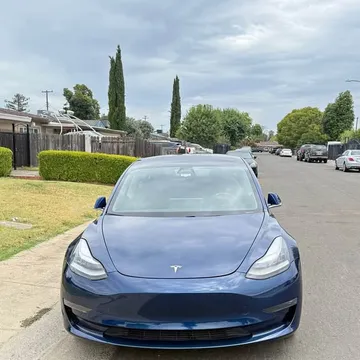 2019 Tesla Model 3 Long Range Sedan 4D