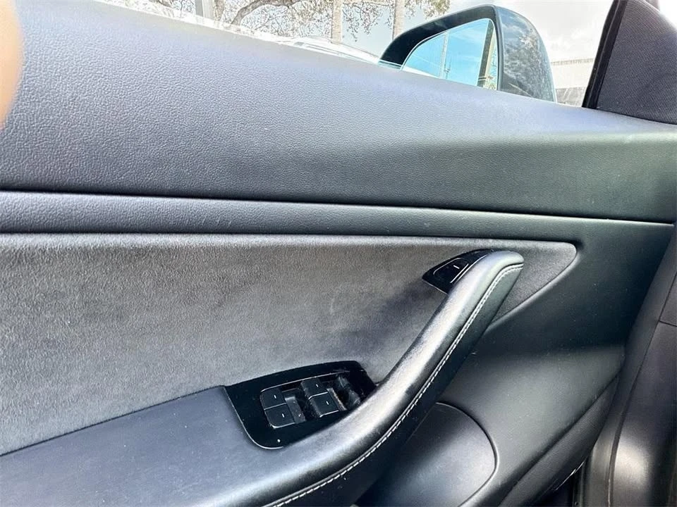 2019 Tesla Model 3 - Image 15 of 18