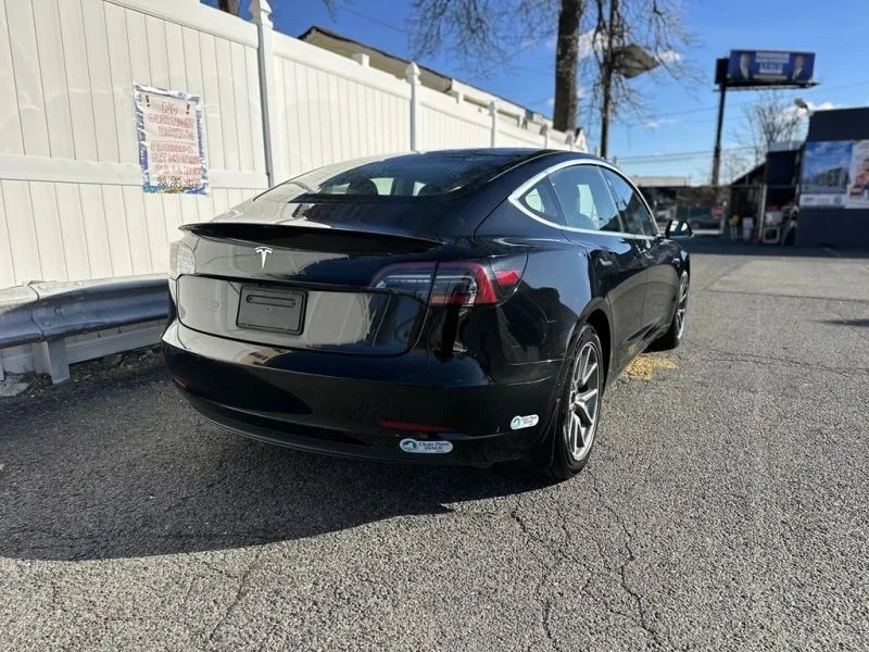 2019 Tesla Model 3 - Image 7 of 12