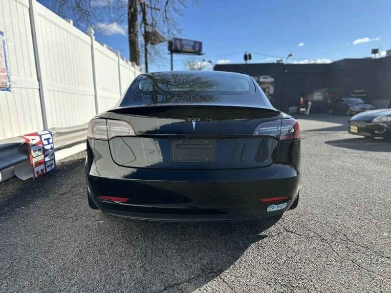 2019 Tesla Model 3 - Image 6 of 12