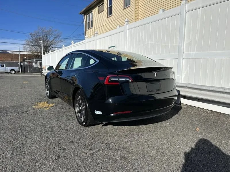 2019 Tesla Model 3 - Image 5 of 12