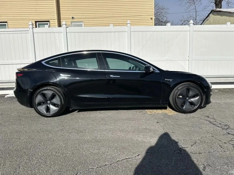 2019 Tesla Model 3 - Image 8 of 12