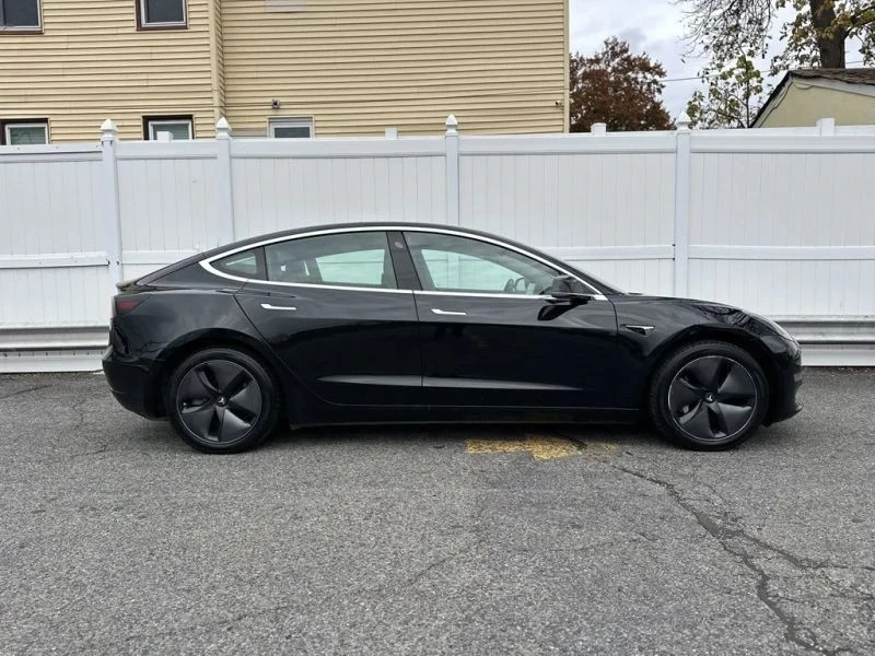 2019 Tesla Model 3 - Image 8 of 12