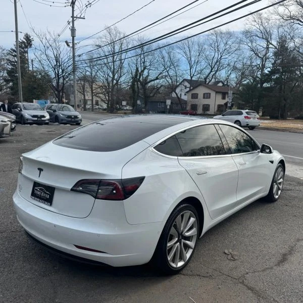 2019 Tesla Model 3 - Image 5 of 12