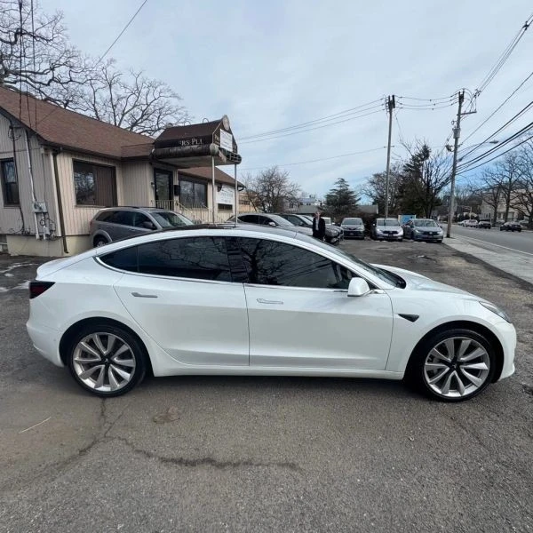 2019 Tesla Model 3 - Image 6 of 12