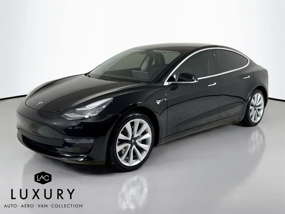 2019 Tesla Model 3 - Image 9 of 12