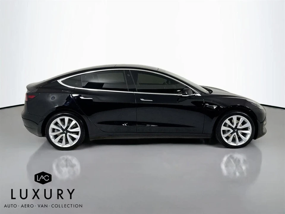 2019 Tesla Model 3 - Image 3 of 12