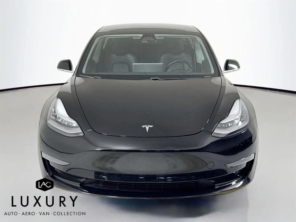 2019 Tesla Model 3 - Image 10 of 12