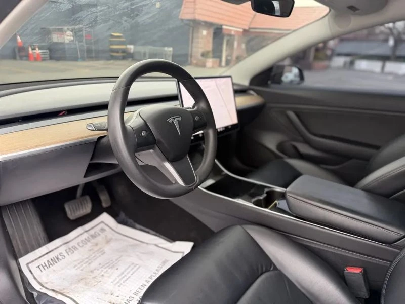 2019 Tesla Model 3 - Image 10 of 12