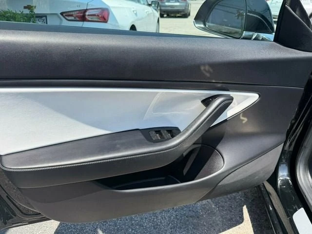 2019 Tesla Model 3 - Image 16 of 19