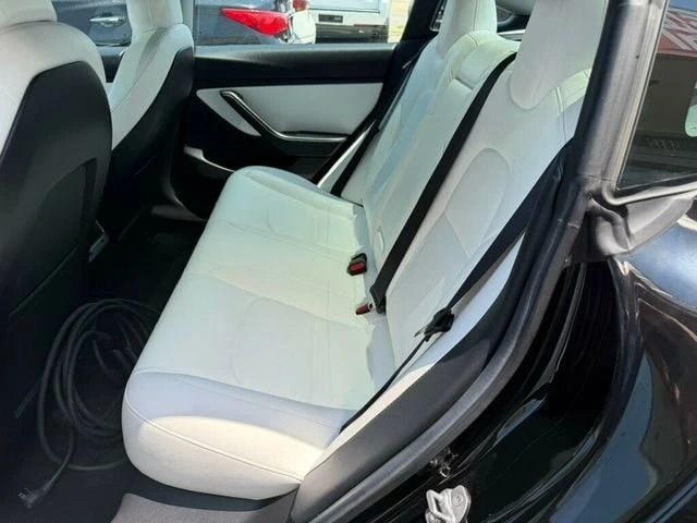 2019 Tesla Model 3 - Image 11 of 19